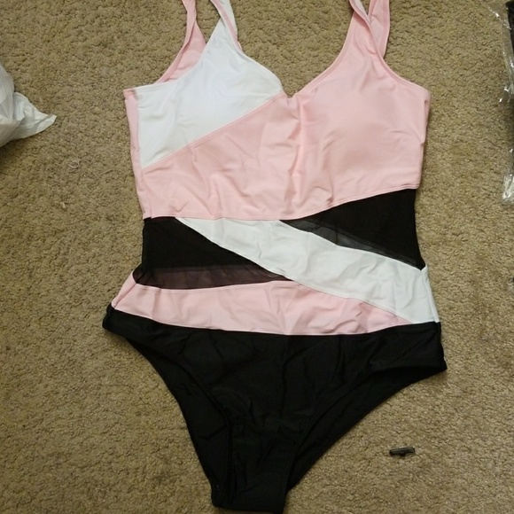Pink white and black monikini swimsuit - Picture 4 of 4
